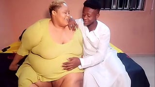 Africanchikito BBW Juicy Pussy Opens Up Like A Geyser!!!