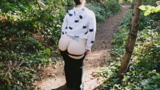 Bbw Exhibitionist Rubs Her Pussy Outdoors At A Public Park