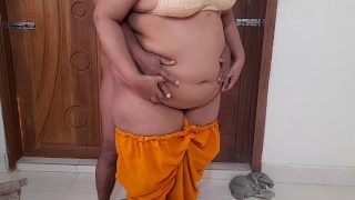 I Fucked Indian Friends Mom Priya Aunty While Cleaning Room – Clear Hindi Audio