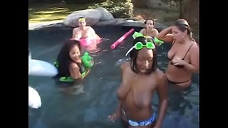 Tattooed Male Fucks A Bbw Brunette Near The Pool In Hound Style