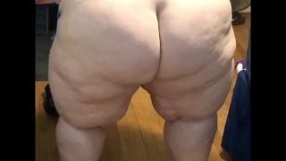 Fat Ass Learning to Twerk Pt1