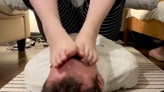 Girl Friend Rubs Her Smelly Feet on My Face