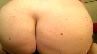 Wet Dildo Rides With Nasty Talk