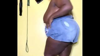 Bbw ebony goddess pisses denim jean shorts