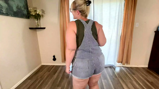 Striptease Cum Countdown Dancing BBW Jiggles Her Fat Body and Brings You to Orgasm with Dirty Talk