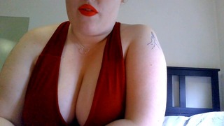 BBW FINDOM GODDESS PLAYS WITH TITS WHILE DRAINING YOU JOI