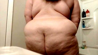 BBW Teen Ass Jiggle Strip