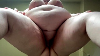 My Big Curvy Body on Display