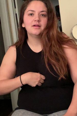 Spot this BBW queen showing off her luscious tits like world’s finest dessert! 😜 Big or go home, baby