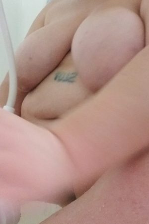 Spotted me in the tub with these big tits, didn’t you? Waterworks at play, darling. #BBW #ShowerTime #AmateurHour