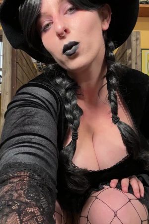 The Chubby Witch Wants You to Jerk Off With Her! Masturbate With Her and Cum