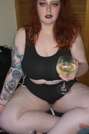 This busty BBW redhead, tattoos and all, ready to spill some wine… and not just from my glass. Ready to join the naughty #BedtimeStories